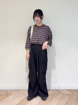 「SENSE OF PLACE by URBAN RESEARCH(センスオブプレイスバイアーバンリサーチ)のワイドカーゴパンツ(その他パンツ、ブラック系)」を使った、wakaさん(レディース・162cm)の春コーディネート
