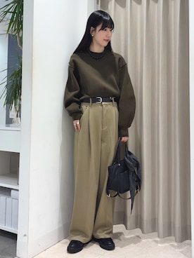 「アイテム（バンダナ/スカーフ）」を使った、wakaさん（レディース・162cm）の秋コーディネート