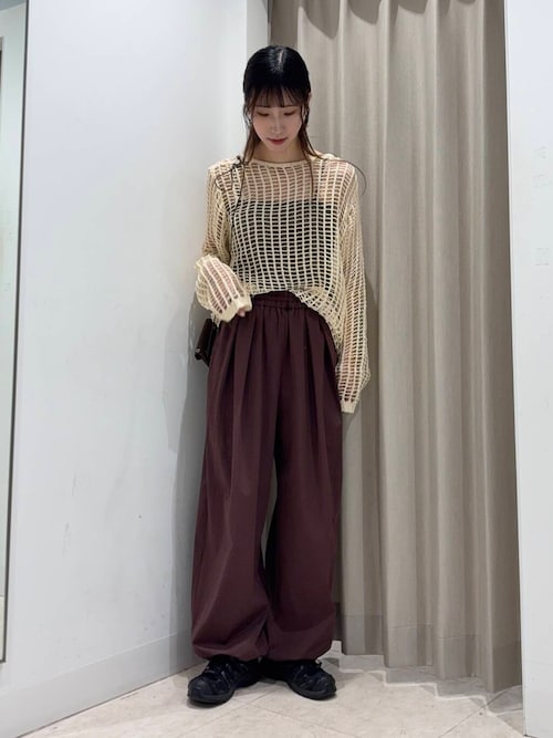 キーネックメッシュニット