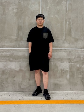 「ITEMS URBANRESEARCH（アイテムズ アーバンリサーチ）の高機能 ウエストイージー カーゴショーツ（その他パンツ、ブラック系）」を使った、あきさん（メンズ・178cm）の春コーディネート