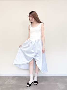 「etre loin（エトルワン）のRose satin docking rib dress（ワンピース、ブルー系）」を使った、etre loin STAFFさん（レディース・160cm）の春コーディネート