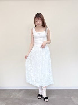 「etre loin（エトルワン）のLow switching rose lace dress（ワンピース、ブルー系）」を使った、etre loin STAFFさん（レディース・160cm）の春コーディネート