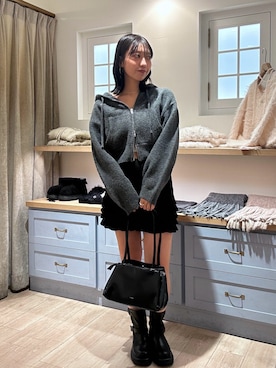 「アイテム（パーカー、グレー系）」を使った、maho302さん（レディース・160cm）の冬コーディネート