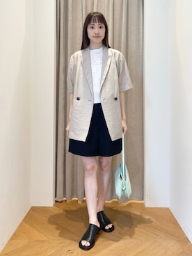 「EMMEL REFINES（エメルリファインズ）の＜EMMEL REFINES＞EM 2タック コクーン ショートパンツ（スラックス、ブラック系）」を使った、笹原(sasahara)さん（レディース・153cm）の春コーディネート