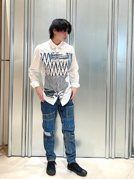 「Desigual（デシグアル）のアイテム（デニムパンツ）」を使った、Desigual博多STAFFさん（メンズ・167cm）の春コーディネート