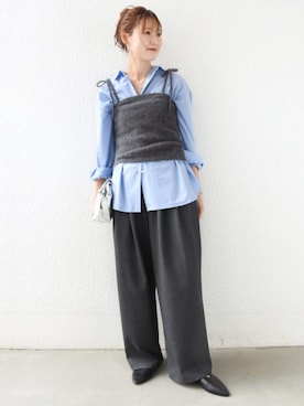 「SHIPS（シップス）の杢 フォックス カシミヤ チューブ トップ（キャミソール、グレー系）」を使った、NAGASHIMAさん（レディース・164cm）の秋コーディネート