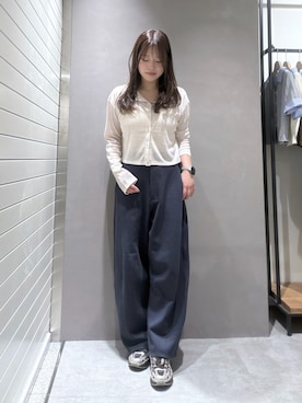 「FREE'S MART（フリーズマート）の前後2wayラインストーンカットソーカーディガン（Tシャツ/カットソー、ホワイト系）」を使った、RIKOさん（レディース・163cm）の秋コーディネート