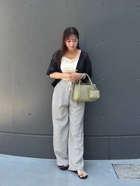 「アイテム（財布）」を使った、tomo_cucciさん（レディース・156cm）の夏コーディネート
