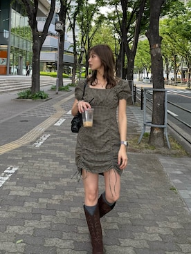 「SLY（スライ）のMICHIXSLY BOOTS ミチスライブーツ（ブーツ、ブラウン系）」を使った、　湊有里紗さん（レディース・152cm）の春コーディネート