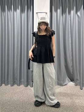 「SLY（スライ）のアイテム（パンツ）」を使った、　湊有里紗さん（レディース・152cm）の夏コーディネート