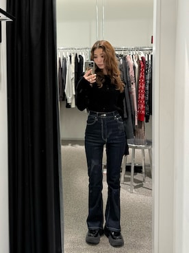 　湊有里紗さんのコーディネート