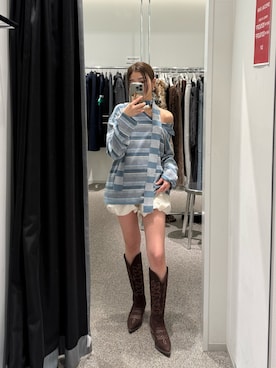 　湊有里紗さんのコーディネート