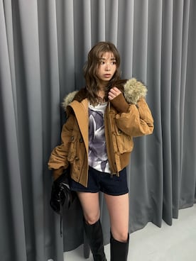 　湊有里紗さんのコーディネート