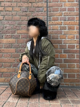 「アイテム（MA-1）」を使った、mimitabuさん（レディース・155cm）の秋コーディネート