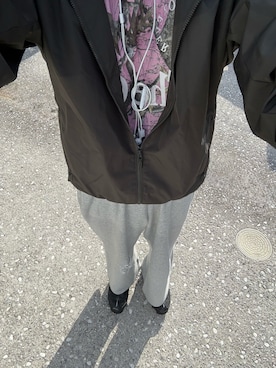 「アイテム（スウェットパンツ）」を使った、スースさん（メンズ・168cm・10代）の秋コーディネート