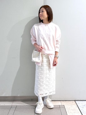 「フェミニンコーデ」｜「アイテム（スウェット）」を使った、sayaさん（レディース・155cm）の冬コーディネート