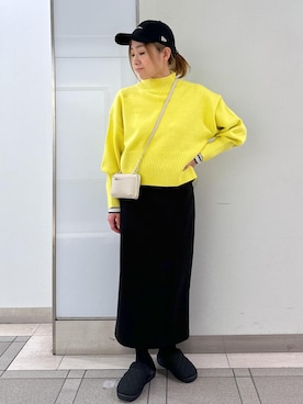 「イエロー」｜「アイテム（スリッポン）」を使った、sayaさん（レディース・155cm）の冬コーディネート