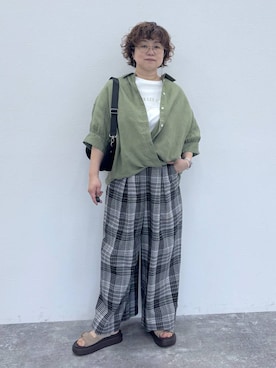 「studio CLIP（スタディオクリップ）の軽らくバックルサンダル（サンダル、グリーン系）」を使った、tosa0101さん（レディース・152cm）の春コーディネート