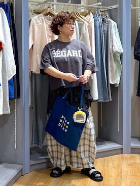 「studio CLIP（スタディオクリップ）のアイテム（パンツ）」を使った、tosa0101さん（レディース・152cm）の春コーディネート