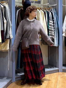 「アイテム（ブローチ/コサージュ）」を使った、tosa0101さん（レディース・152cm）の秋コーディネート