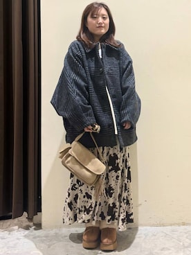 「アイテム（シューズ、イエロー系）」を使った、inyosanさん（レディース・153cm）の冬コーディネート