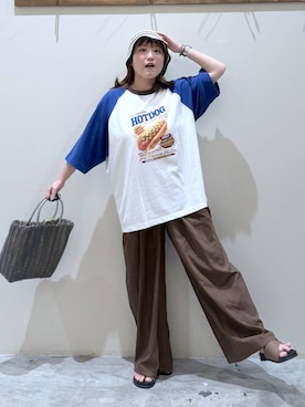 「niko and...（ニコアンド）のハイカロリーラグランTシャツ（Tシャツ/カットソー、ブルー系）」を使った、inyosanさん（レディース・153cm）の夏コーディネート