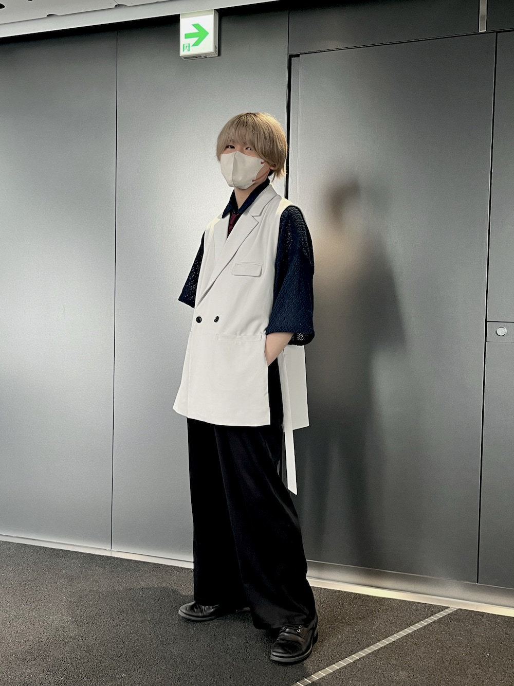 「学校、半袖シャツ、フォーマル、おしゃれさんと繋がりたい、初投稿」｜「CLELの【CLEL】Loose Short Sleeves Lace Shirt/ルーズ 半袖レースシャツ（シャツ/ブラウス、ブルー系）」を使った、frozen0rangeさん（メンズ・170cm）の夏コーディネートの1枚目の写真