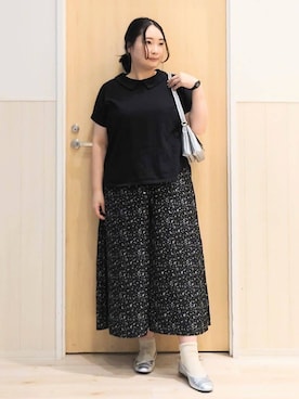 「SHOO・LA・RUE（シューラルー）の【S-LL】こだわりの襟バランスが大人かわいい ボックスシルエットトップス（Tシャツ/カットソー、ブラック系）」を使った、みみさん（レディース・158cm）の夏コーディネート