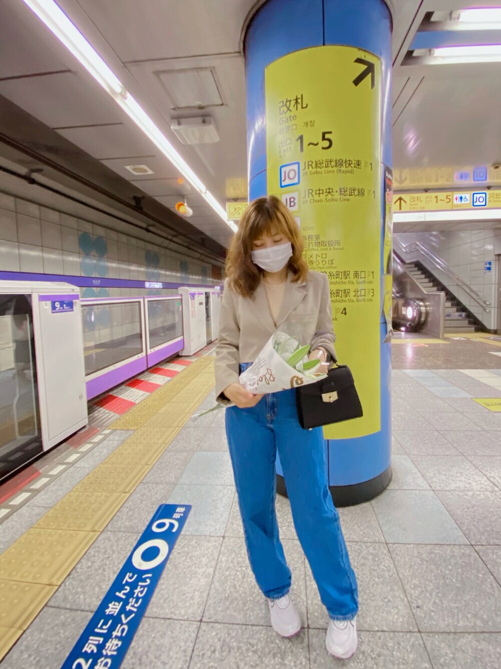 「ZARA、NIKE、Levi's、jeans」｜「Levi'sのアイテム（デニムパンツ、ブルー系）」を使った、Lumiさん（レディース・158cm）の夏コーディネートの1枚目の写真