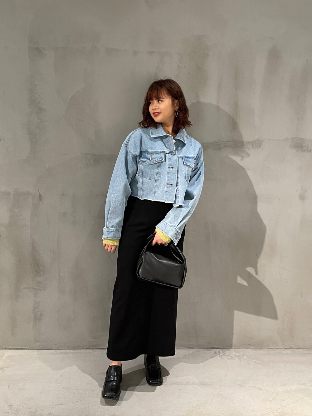 COLONY 2139（コロニートゥーワンスリーナイン）の「裾カットオフ短丈G