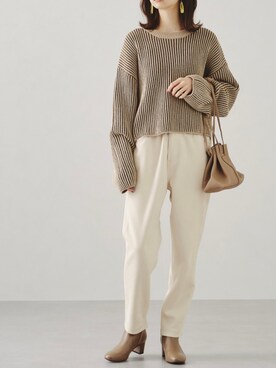 「acro（アクロ）のアイテム（パンツ）」を使った、acroさん（レディース・163cm）の秋コーディネート