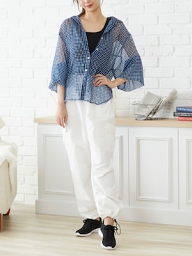 「アイテム（カーゴパンツ、ホワイト系）」を使った、acroさん（レディース・163cm）の夏コーディネート