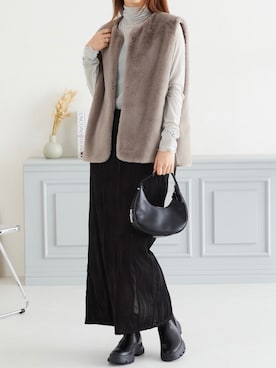 「アイテム（チューブトップ）」を使った、acroさん（レディース・163cm）の秋コーディネート