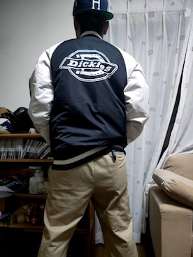 「Dickies（ディッキーズ）のアイテム（スカジャン）」を使った、ojijijijijiさん（メンズ・170cm）の秋コーディネート