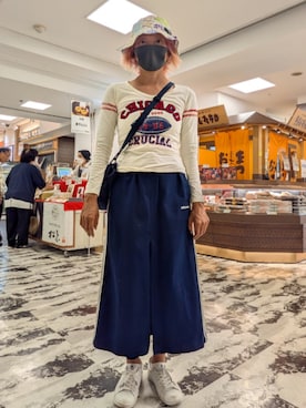 「アイテム（ハット）」を使った、kanaさん（レディース・164cm）の秋コーディネート