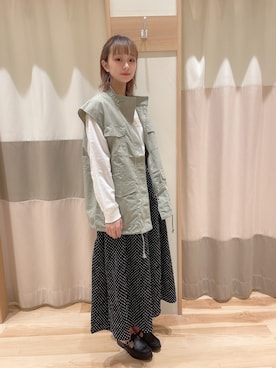 「Samansa Mos2 blue」｜「アイテム（スリッポン）」を使った、CHITOさん（レディース・162cm）の春コーディネート