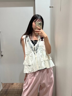 「JEANASIS（ジーナシス）の2WAYソウバリタンク/650681（タンクトップ、ブラック系）」を使った、みさみささん（レディース・153cm）の春コーディネート