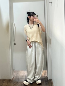 「JEANASIS（ジーナシス）の【CONVERSE別注】オールスタートレックウエーブ DENIM HI/TREKWAVE/633957（スニーカー、ブラック系）」を使った、みさみささん（レディース・153cm）の夏コーディネート