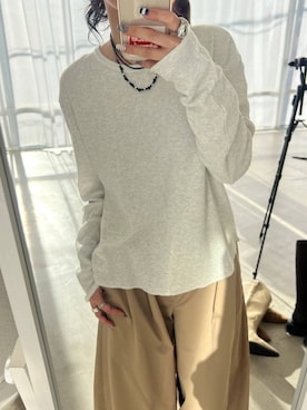 「JEANASIS（ジーナシス）のサーマルラウンドヘムLS TEE/1092778（Tシャツ/カットソー、グレー系）」を使った、みさみささん（レディース・153cm）の秋コーディネート