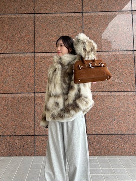 「JEANASIS（ジーナシス）のアイテム（パンツ）」を使った、みさみささん（レディース・153cm）の秋コーディネート