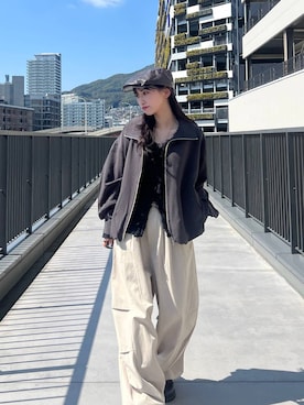 「JEANASIS（ジーナシス）のクロッグローファー/638847（ローファー、ブラック系）」を使った、みさみささん（レディース・153cm）の春コーディネート