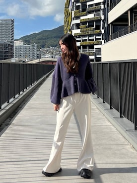 「JEANASIS（ジーナシス）のソフトラメリブUネックLS TEE/240318（Tシャツ/カットソー）」を使った、みさみささん（レディース・153cm）の冬コーディネート