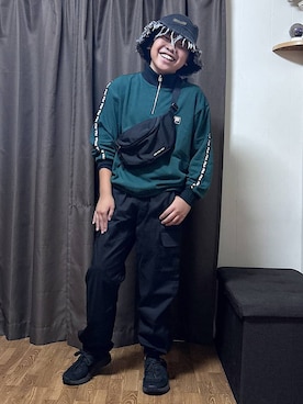 「GLOBAL WORK（グローバルワーク）のFILA/コラボハーフZIP/252057（スウェット）」を使った、gwtoiさん（キッズ・144cm・30代）の秋コーディネート