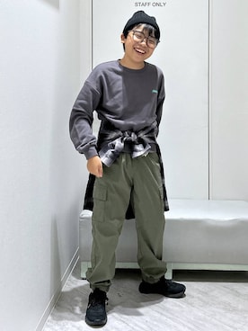 「アイテム（カーゴパンツ）」を使った、gwtoiさん（キッズ・144cm）の秋コーディネート