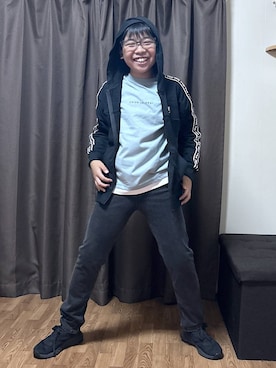 「アイテム（パーカー）」を使った、gwtoiさん（キッズ・144cm）の秋コーディネート