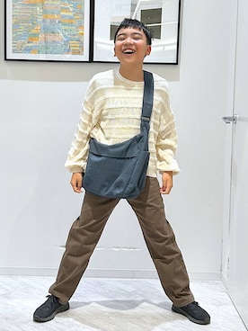 「GLOBAL WORK（グローバルワーク）の撥水ライト9ポケットショルダー/595521（ショルダーバッグ、グリーン系）」を使った、gwtoiさん（レディース・159cm）の春コーディネート