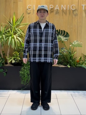 「KEEN（キーン）のアイテム（サンダル）」を使った、watanabe0921さん（メンズ・166cm）の秋コーディネート