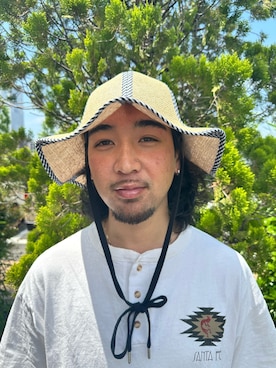 「OVERRIDE（オーバーライド）のOVERRIDE FOLDABLE PATA TULIP RN / オーバーライド（ハット、ベージュ系）」を使った、ジェシーさん（メンズ・177cm）の春コーディネート
