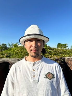「通学スタイル」｜「アイテム（帽子）」を使った、ジェシーさん（メンズ・177cm）の春コーディネート