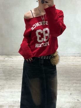 「WHO'S WHO gallery（フーズフーギャラリー）のエリオットナンバリングワンショルダースウェット（スウェット）」を使った、AOIさん（レディース・160cm）の秋コーディネート